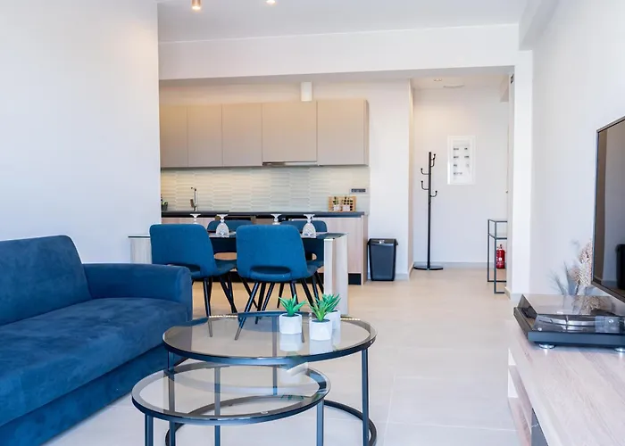 Yiannis Deluxe Apartment